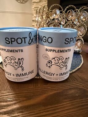 SPOT & TANGO Allergy + Immune Dog Supplements in Light Blue & White